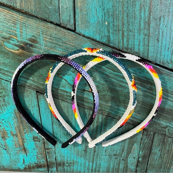 3 Girls Beaded Headbands First Nations Native American - Picture 2 of 8
